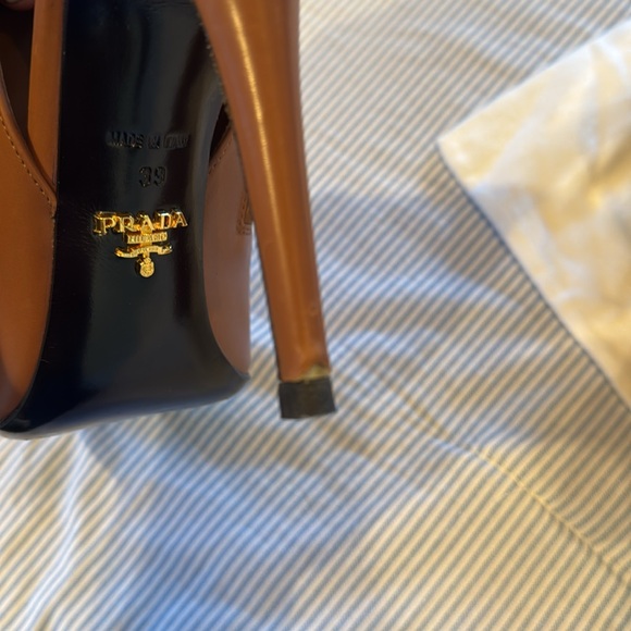 Prada open back boot with heel - Picture 7 of 7